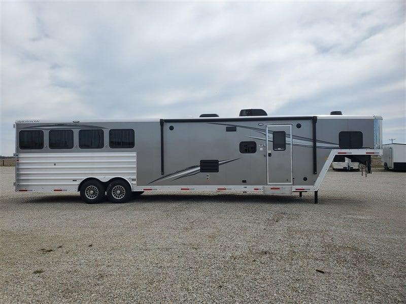 new Horse Trailers Merhow Trailers  for sale, in Litchfield, IL Thumbnail 2