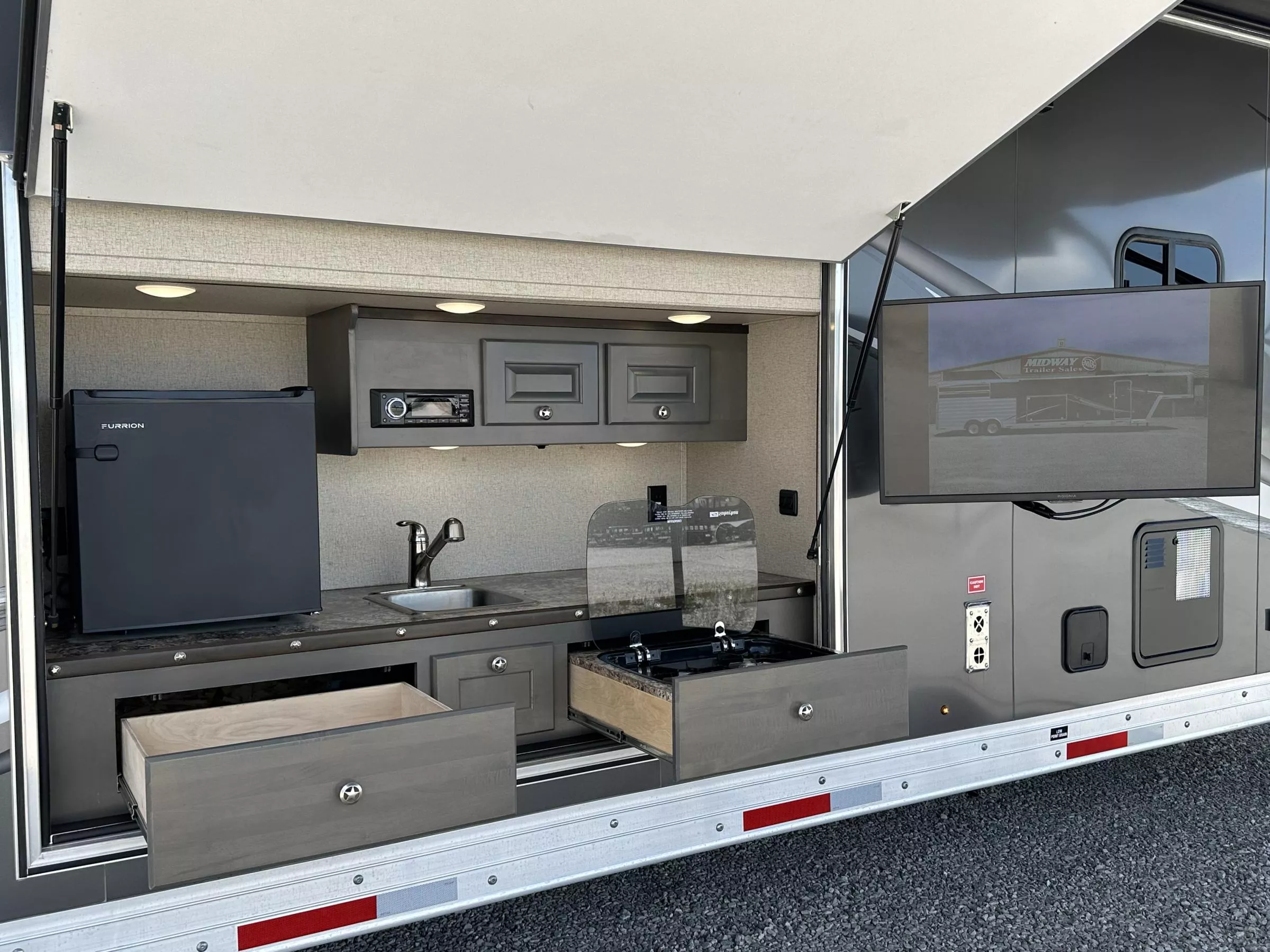 new Stock / Stock Combo Trailers Merhow Trailers  for sale, in Litchfield, IL Thumbnail 8