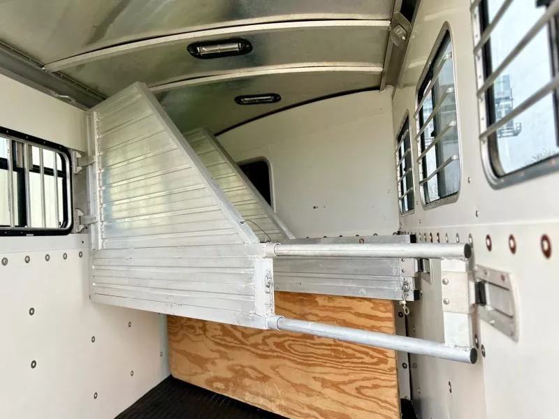 used Horse Trailers Travalong  for sale, in Ottawa, IL Thumbnail 12