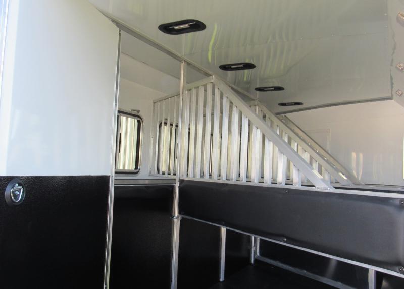 new Horse Trailers Bison Trailers  for sale, in Ottawa, IL Thumbnail 17