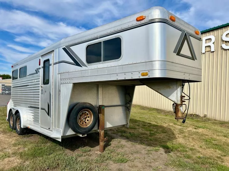 used Horse Trailers 4-Star Trailers  for sale, in Ottawa, IL Thumbnail 6