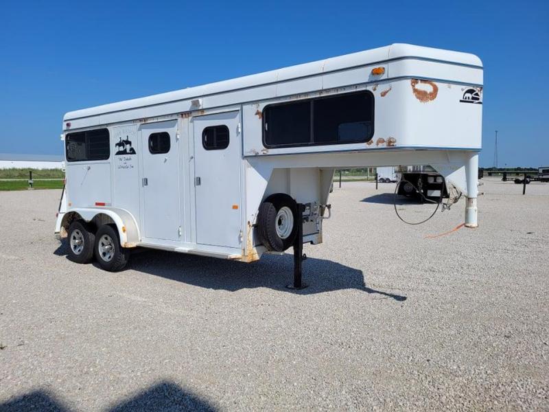 1993 Sundowner Trailers 2H W/Dress GN Enclosed Cargo Trailer 1993 Sundowner Trailers 2H W/Dress GN Enclosed Cargo Trailer
