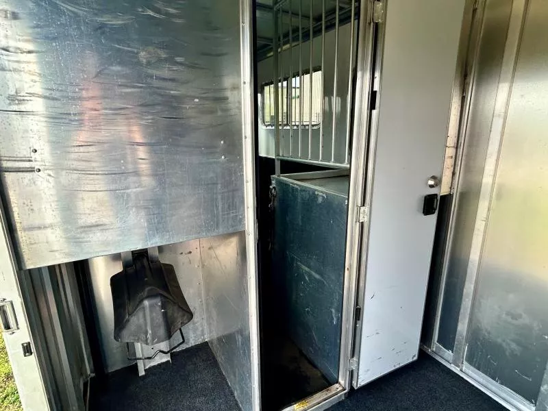 used Horse Trailers Featherlite  for sale, in Ottawa, IL Thumbnail 4