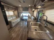 used Other Trailers Thor Motor Coach  for sale, in Litchfield, IL Thumbnail 14