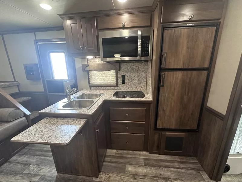 new Horse Trailers Merhow Trailers  for sale, in Litchfield, IL Thumbnail 10