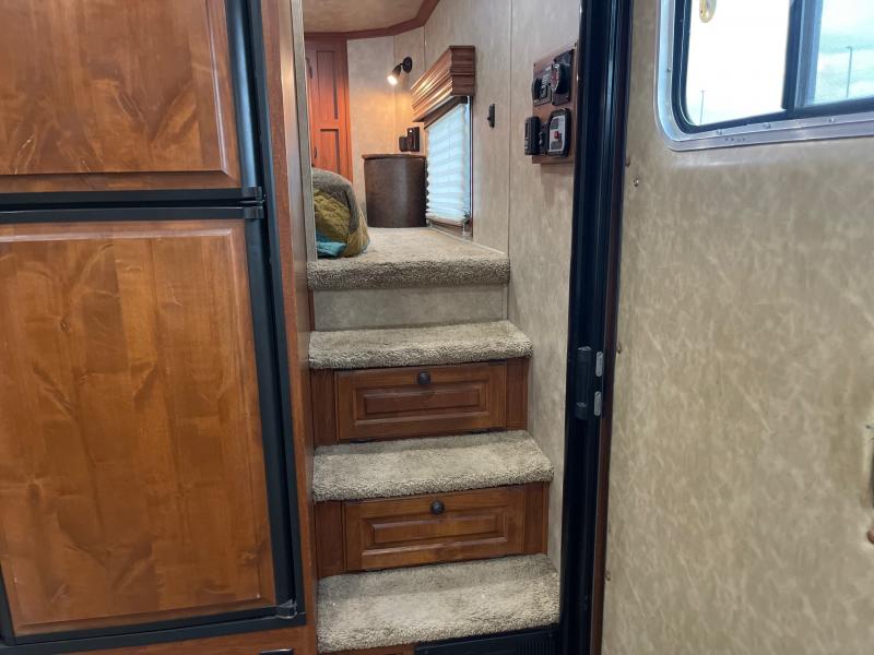 used Horse Trailers Sundowner Trailers  for sale, in Ottawa, IL Thumbnail 14