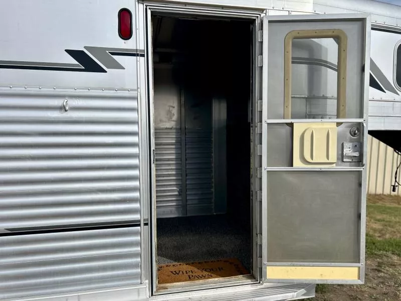 used Horse Trailers 4-Star Trailers  for sale, in Ottawa, IL Thumbnail 2