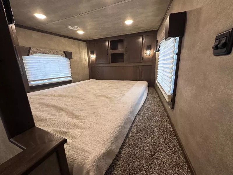 new Horse Trailers Lakota  for sale, in Litchfield, IL Thumbnail 9