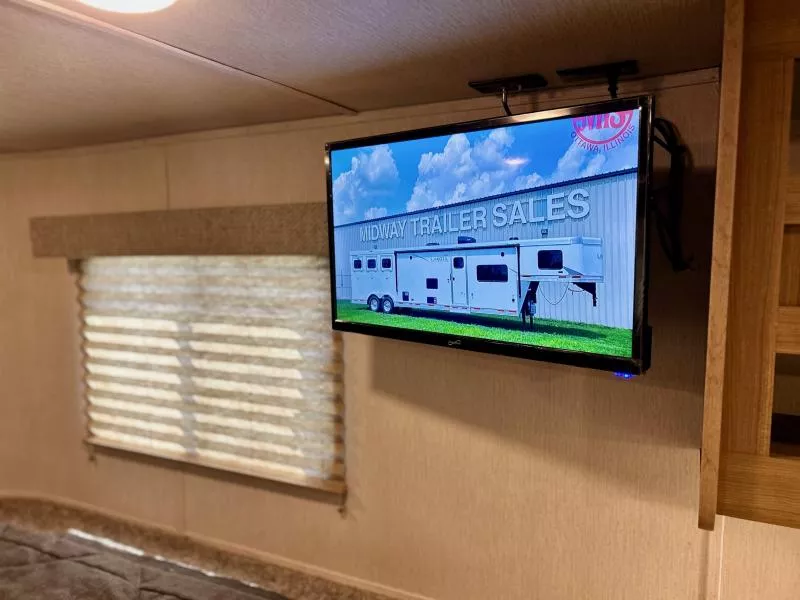 new Horse Trailers Lakota  for sale, in Ottawa, IL Thumbnail 17