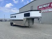 used Horse Trailers Sundowner Trailers  for sale, in Litchfield, IL Thumbnail 2