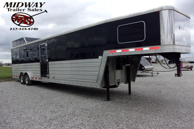 2013 Keifer Built 6H W/4' Dress GN Horse Trailer 2013 Keifer Built 6H W/4' Dress GN Horse Trailer