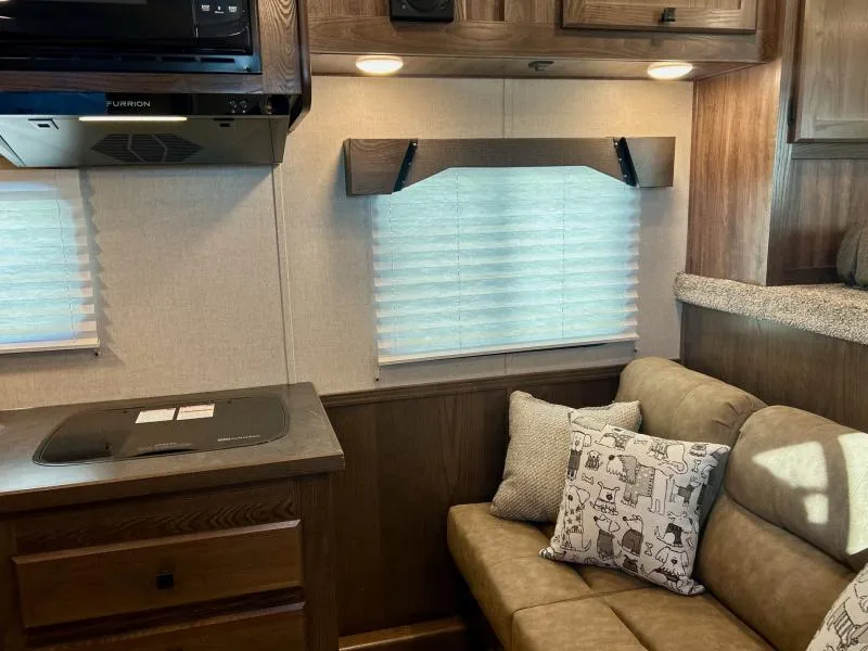 new Horse Trailers Lakota  for sale, in Ottawa, IL Thumbnail 7