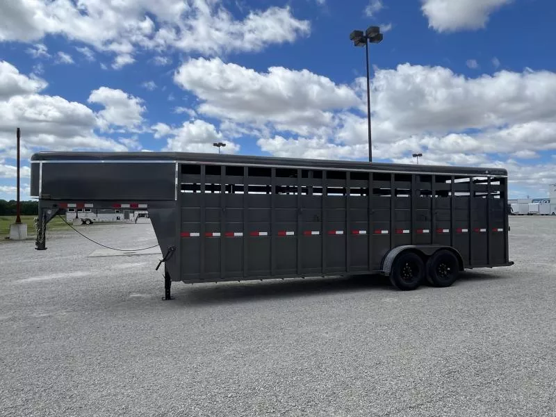 new Horse Trailers S&S Manufacturing  for sale, in Ottawa, IL Thumbnail 5