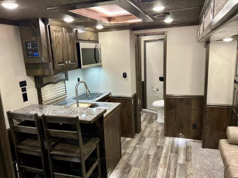 new Horse Trailers Merhow Trailers  for sale, in Ottawa, IL Thumbnail 7