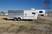 2000 Cherokee 4H Stock Combo w/ 4'SW Front Dress Horse Trailer 2000 Cherokee 4H Stock Combo w/ 4'SW Front Dress Horse Trailer