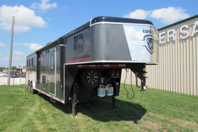 new Horse Trailers Bison Trailers  for sale, in Ottawa, IL Thumbnail 2