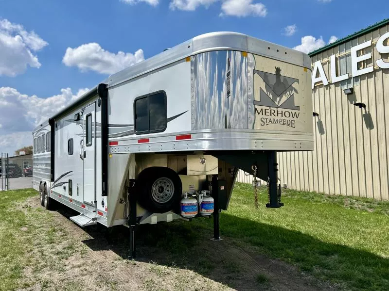 new Horse Trailers Merhow Trailers  for sale, in Ottawa, IL Thumbnail 2