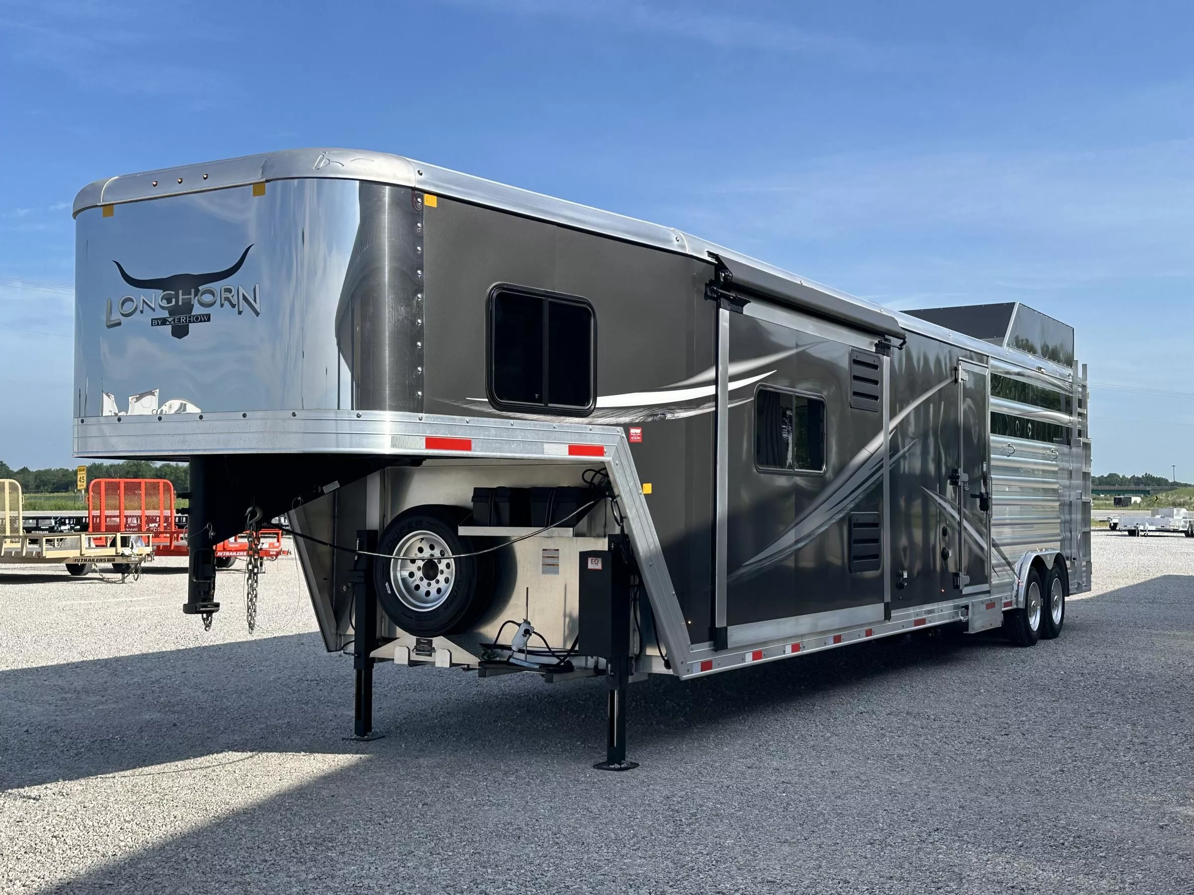 new Stock / Stock Combo Trailers Merhow Trailers  for sale, in Litchfield, IL Thumbnail 4