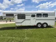 used Horse Trailers Tomahawk  for sale, in Ottawa, IL Thumbnail 5
