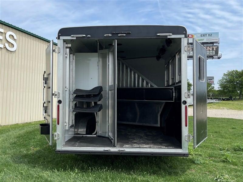 used Horse Trailers Bison Trailers  for sale, in Ottawa, IL Thumbnail 13