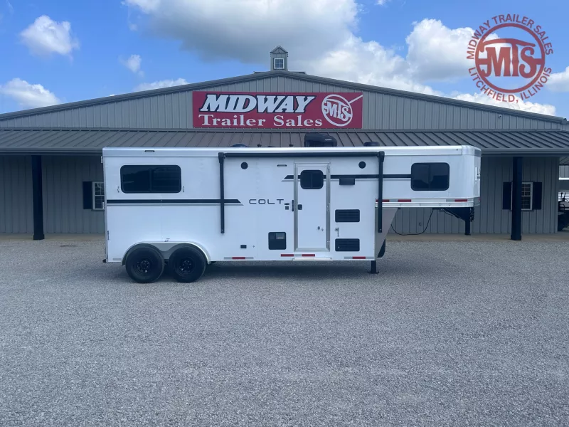 2026 Lakota Colt 2H Slant w/ 7' SW LQ GN  Trailer