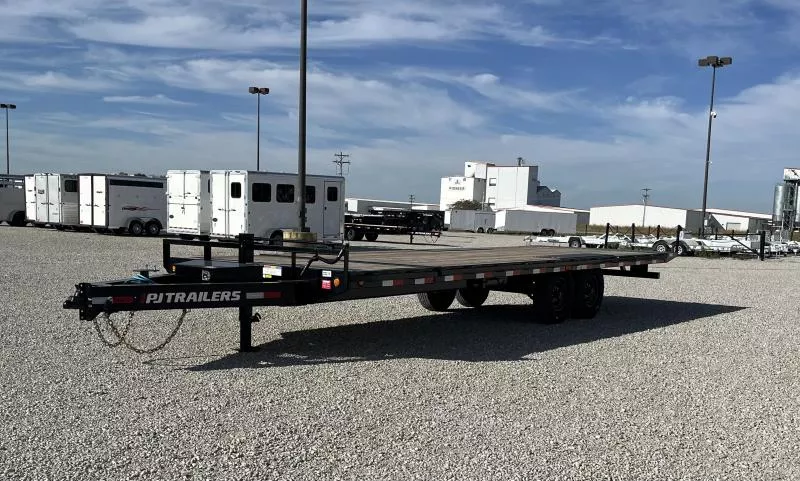 new Equipment / Flatbed Trailers PJ Trailers  for sale, in Litchfield, IL Thumbnail 4