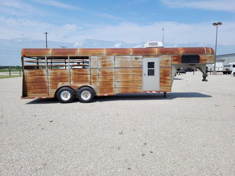 2006 Other 3H Stock/Combo GN Enclosed Cargo Trailer 2006 Other 3H Stock/Combo GN Enclosed Cargo Trailer