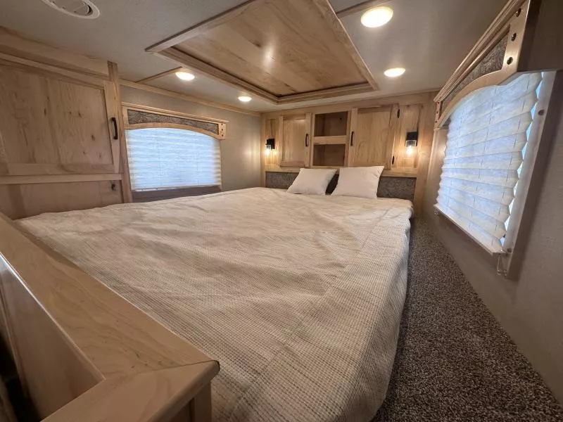 new Horse Trailers Lakota  for sale, in Litchfield, IL Thumbnail 7