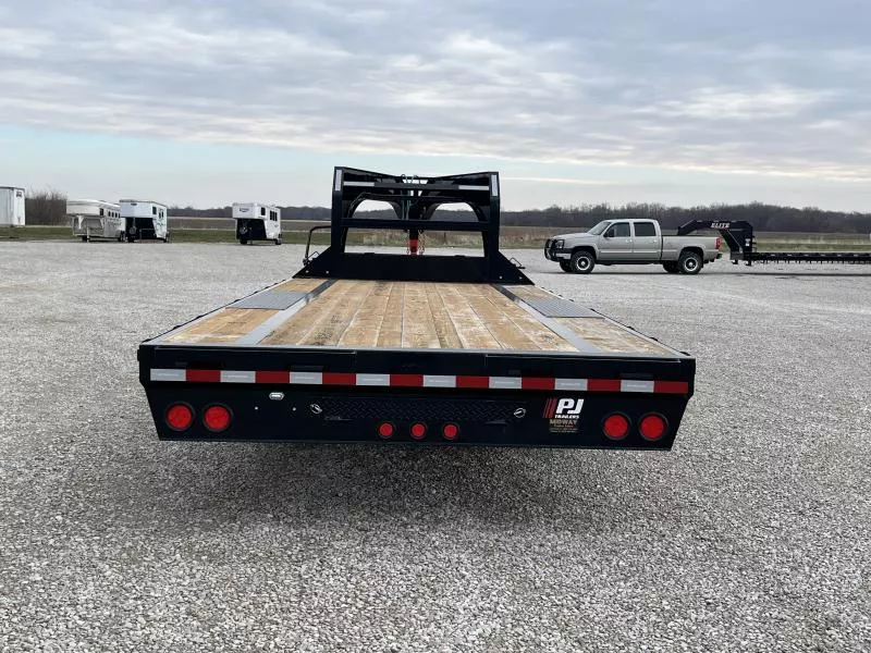 new Equipment / Flatbed Trailers PJ Trailers  for sale, in Litchfield, IL Thumbnail 6