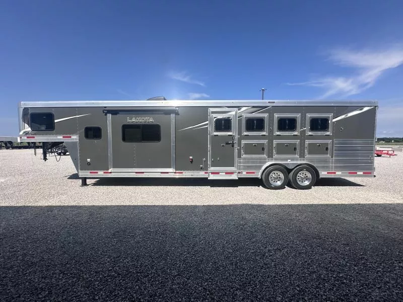new Horse Trailers Lakota  for sale, in Litchfield, IL Thumbnail 5