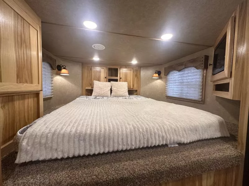 used Other Trailers Lakota  for sale, in Litchfield, IL Thumbnail 7