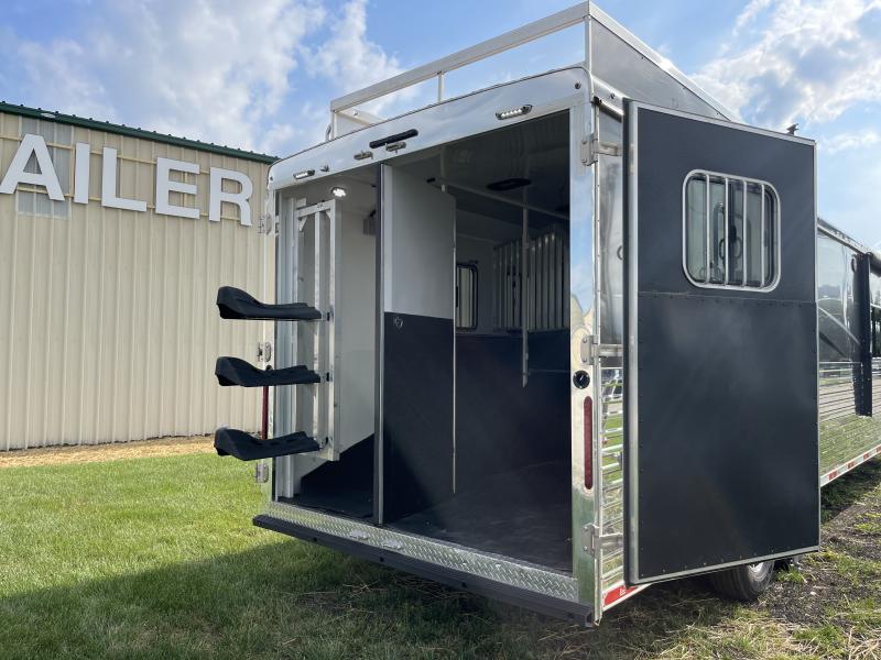 used Horse Trailers Bison Trailers  for sale, in Ottawa, IL Thumbnail 24
