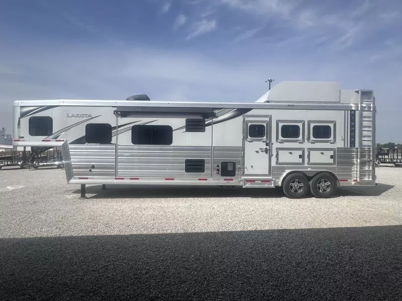 new Horse Trailers Lakota  for sale, in Litchfield, IL Thumbnail 5
