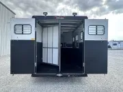used Horse Trailers Sundowner Trailers  for sale, in Litchfield, IL Thumbnail 9