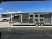 new Horse Trailers Merhow  for sale, in Ottawa, IL Thumbnail 3