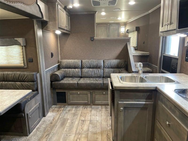 new Horse Trailers Merhow Trailers  for sale, in Ottawa, IL Thumbnail 9