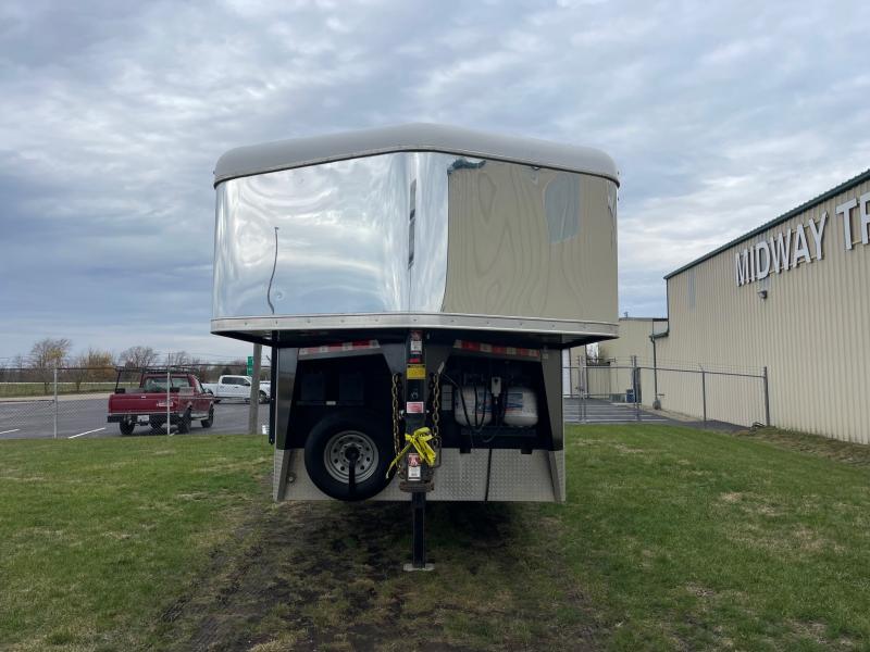 used Horse Trailers Bison Trailers  for sale, in Ottawa, IL Thumbnail 3
