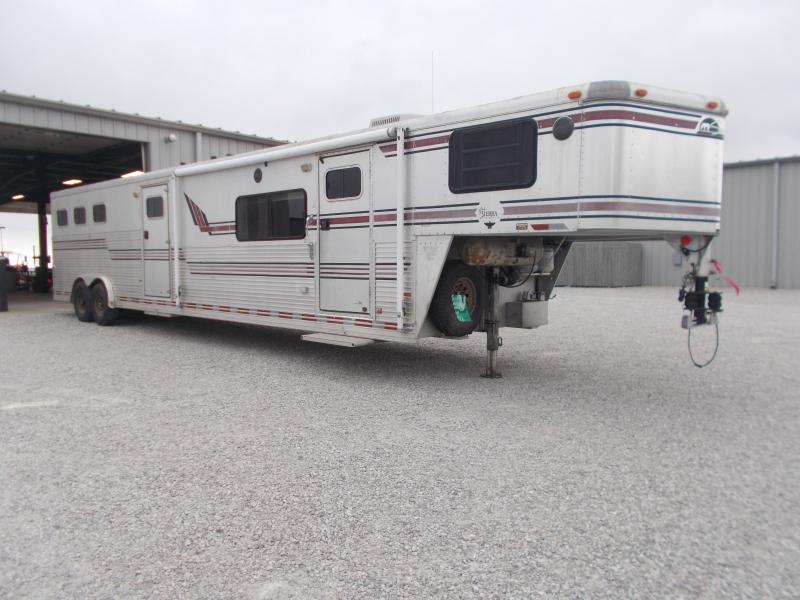 1995 Sundowner Trailers Sunlite Sierra 3H 16' SW w/3' ST GN Horse Trailer 1995 Sundowner Trailers Sunlite Sierra 3H 16' SW w/3' ST GN Horse Trailer