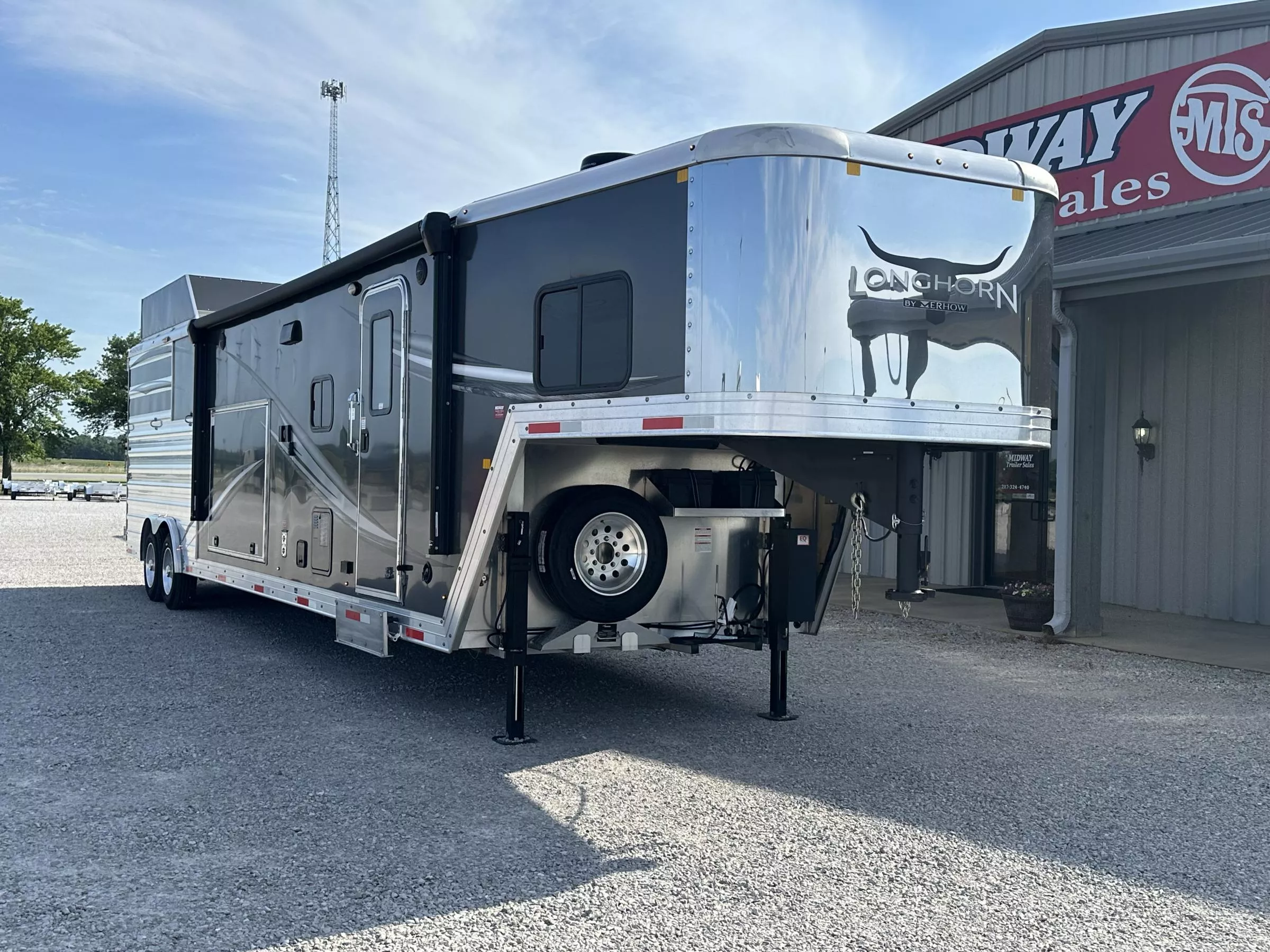 new Stock / Stock Combo Trailers Merhow Trailers  for sale, in Litchfield, IL Thumbnail 2