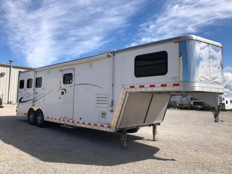 2004 Kiefer Built Genesis S103 Horse Trailer 2004 Kiefer Built Genesis S103 Horse Trailer