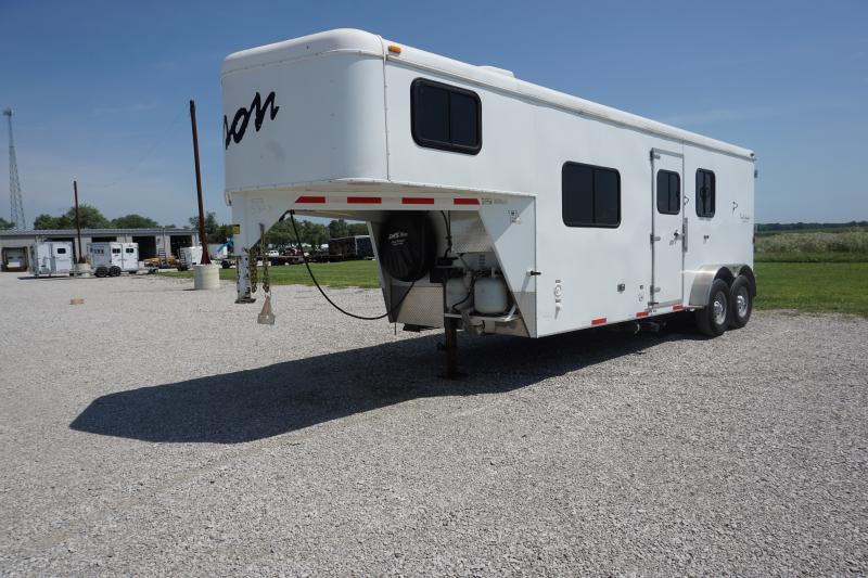 2014 Bison Trailers Trail Hand 260 Stock / Stock Combo Trailer 2014 Bison Trailers Trail Hand 260 Stock / Stock Combo Trailer