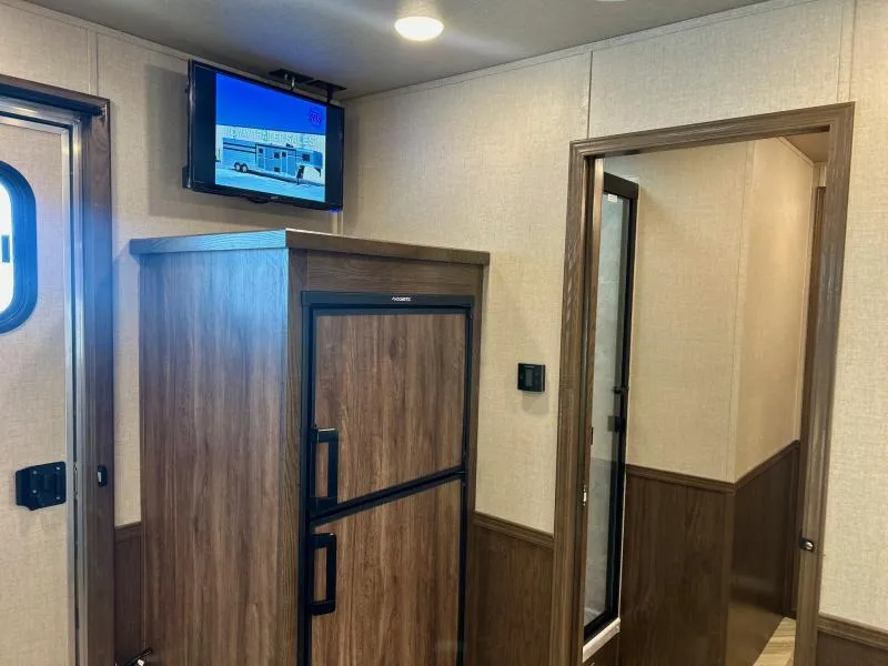 new Horse Trailers Lakota  for sale, in Ottawa, IL Thumbnail 8