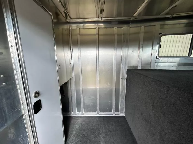 used Horse Trailers Featherlite  for sale, in Ottawa, IL Thumbnail 3