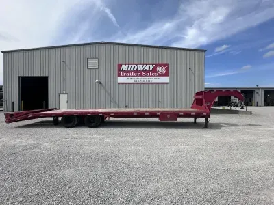 2019 Diamond C Trailers 102x40' (35+5) Deckover Trailer