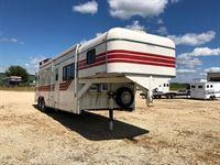 1988 Lazy-N 3H Straight Load Horse Trailer 1988 Lazy-N 3H Straight Load Horse Trailer