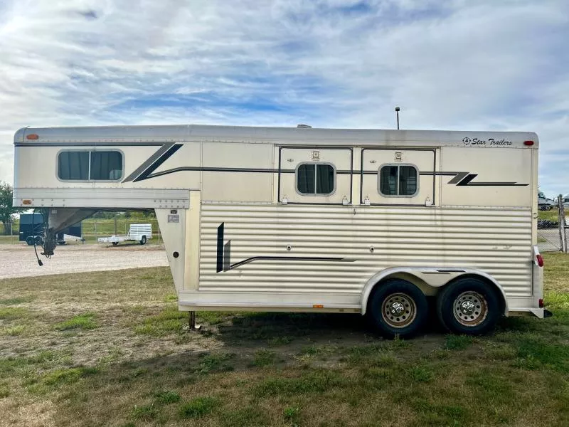 used Horse Trailers 4-Star Trailers  for sale, in Ottawa, IL Thumbnail 9