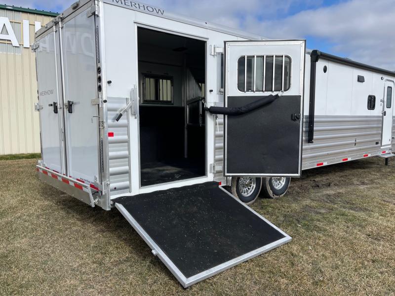 used Horse Trailers Merhow Trailers  for sale, in Ottawa, IL Thumbnail 20