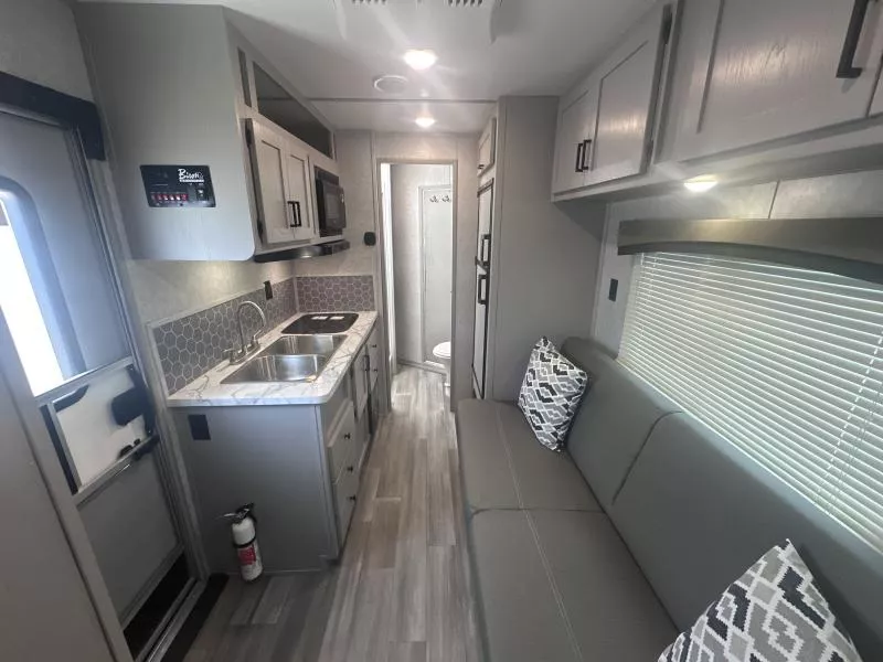 new Horse Trailers Bison Trailers  for sale, in Litchfield, IL Thumbnail 8
