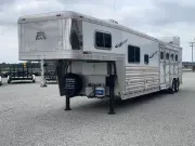 used Other Trailers Platinum Coach  for sale, in Litchfield, IL Thumbnail 4