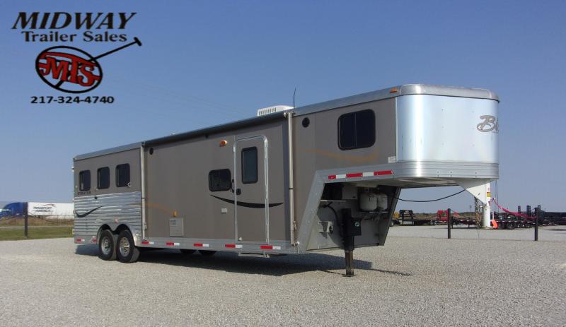 2011 Bison Trailers 8310 Stratus Exp Horse Trailer 2011 Bison Trailers 8310 Stratus Exp Horse Trailer
